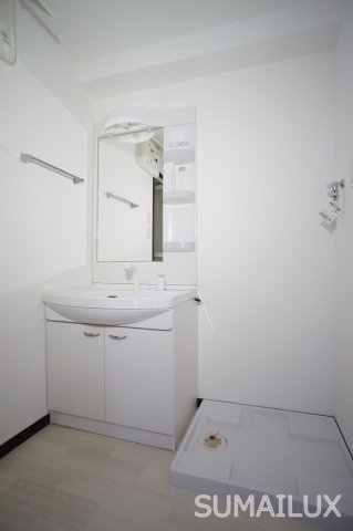 クロノス40新町IIIの独立洗面台