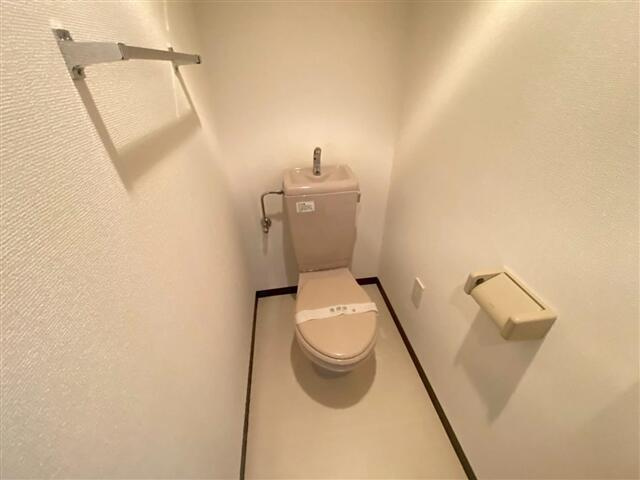 プワソン　ルージュのトイレ