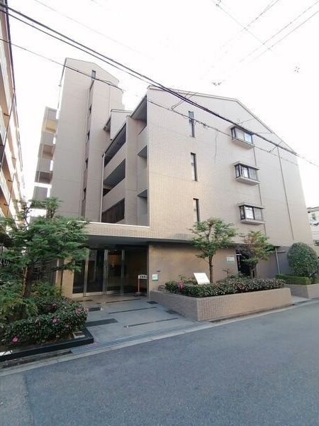 フォレスタ育和