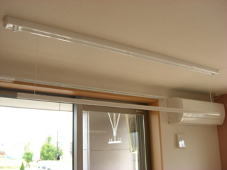 【内装】 | レジデンスヒルズ　ノースコート | 室内物干