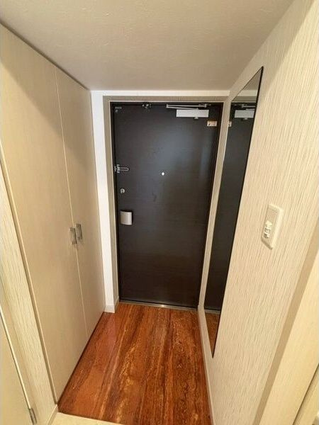 プレジオ九条の玄関