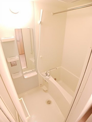 【浴室】 | ラフレシール | ゆったり過ごせるお風呂です