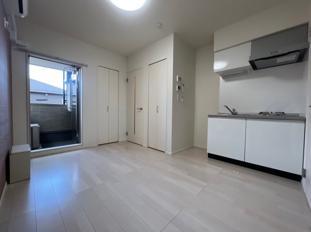 AMANDARIの居間・リビング|別号室イメージの為、現状を優先致します。