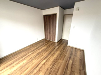 【居間・リビング】 | 第8春木ハイツ