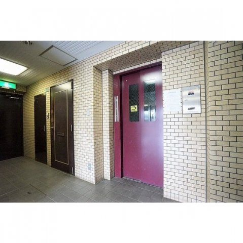 マインドホームズのエントランス|エレベーターホール