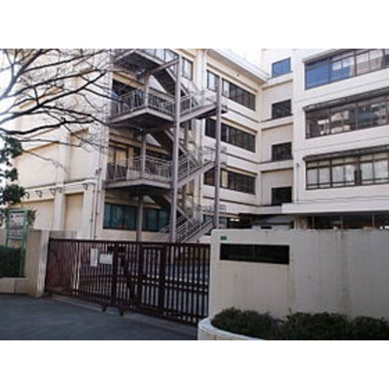 マインドホームズの周辺|中学校「練馬区立光が丘第二中学校まで925ｍ」