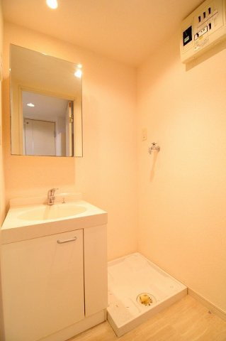 CASAdelSOLの洗面所|脱衣スペースもあります