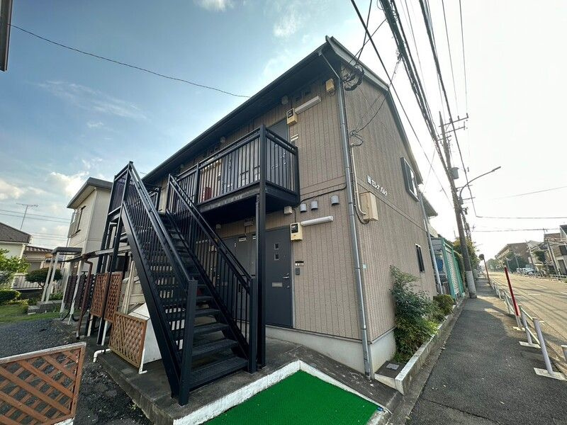 セレナパルテの外観