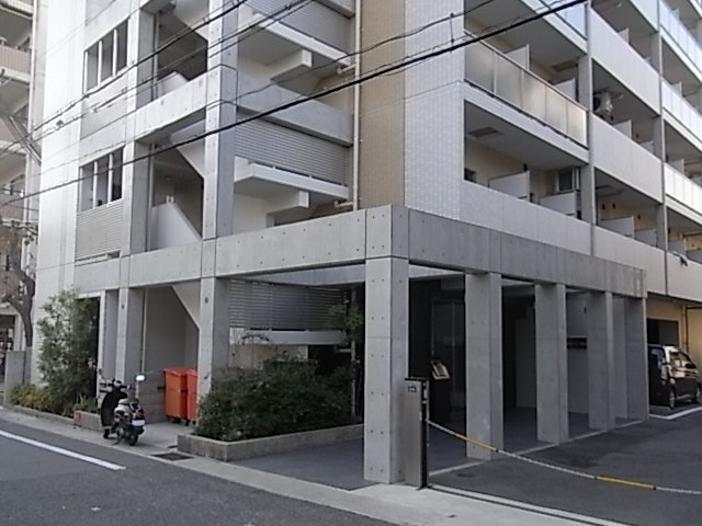 フレアコート甲南のエントランス