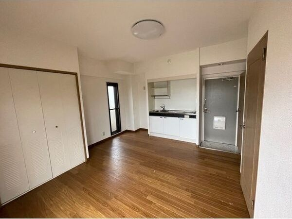 ドムール加美の寝室