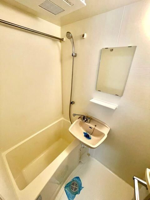 レジディア上落合の浴室