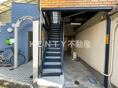 【エントランス】 | カーサ清美 | 清潔なエントランスです