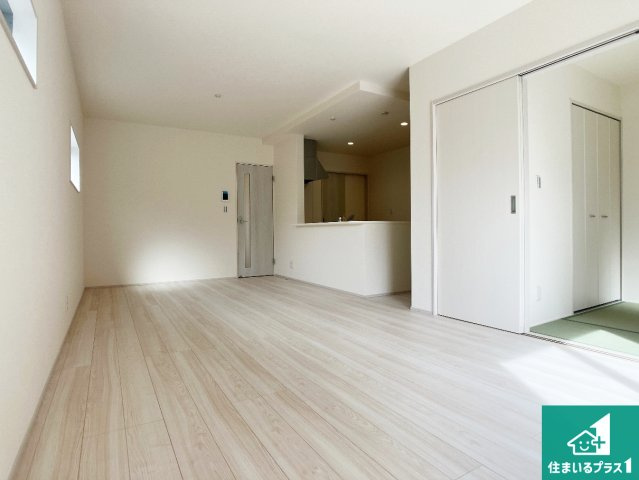 姫路市広畑区早瀬町　第3期　新築一戸建ての前面道路含む現地写真|周辺は落ち着いた街並みの住宅地！子育てがしやすい住環境です！まだ未完成ですが、現地でしかわからない事もございます。是非一度ご覧ください。