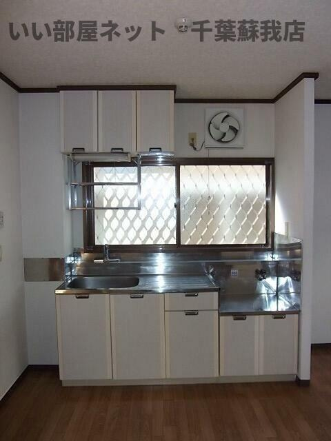 シティハイム・チハルⅠのキッチン|コンパクトなキッチンで掃除もラクラク