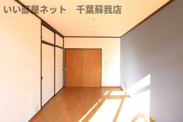 シティハイム・チハルⅠの洋室|落ち着いた色調の洋室です
