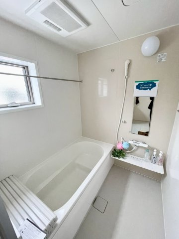 川中島町御厨第３の浴室|浴室乾燥機付きのお風呂です♪窓もあるので換気などもしっかりできます！！