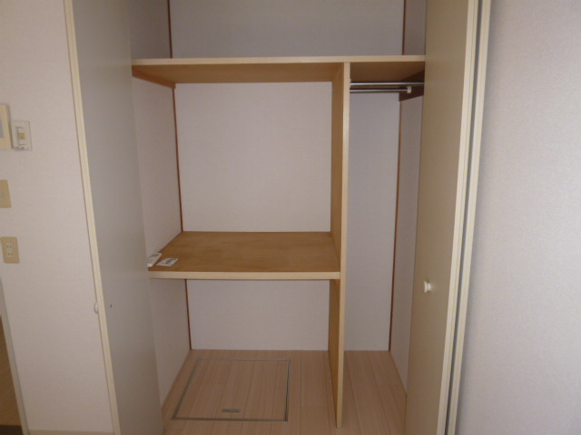 ノースヴェレッジ　Ａの収納