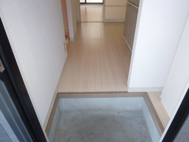 ノースヴェレッジ　Ａの玄関