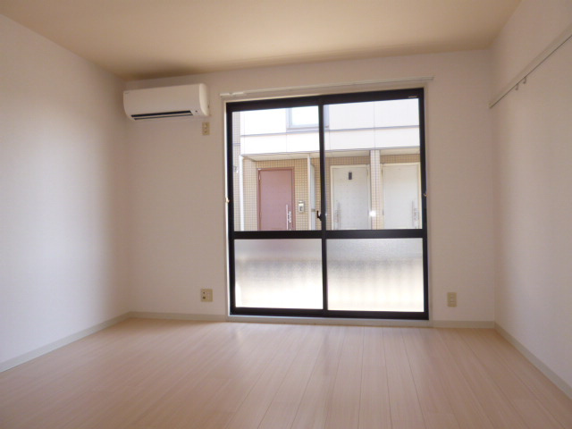 ノースヴェレッジ　Ａの居間・リビング|洋室