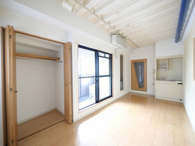 【寝室】 | SERENiTE-04