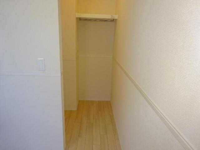 フィオーレ・ステラの収納|ウォークインクローゼット