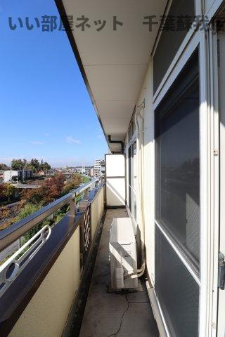 ロイヤルビレッジのバルコニー|洗濯物もよく乾きそうな、陽当たり良好なバルコニーです！