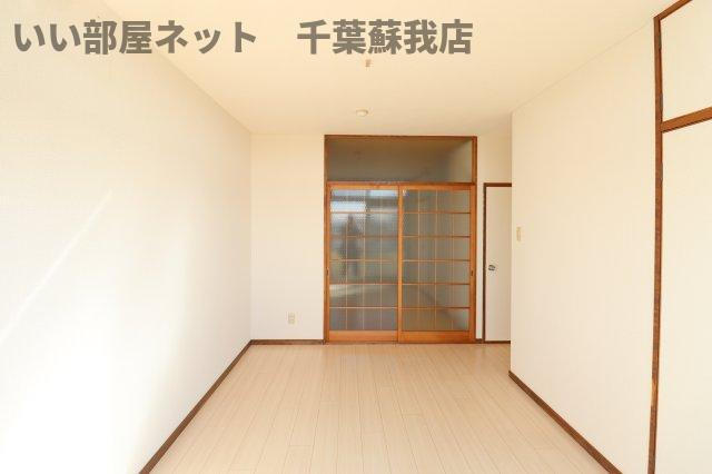 ロイヤルビレッジの洋室|使い勝手のいい洋室です