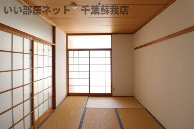 ロイヤルビレッジの和室|明るい和室です