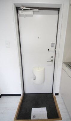 【玄関】 | Grand Studio 中浦和 | 別部屋参照