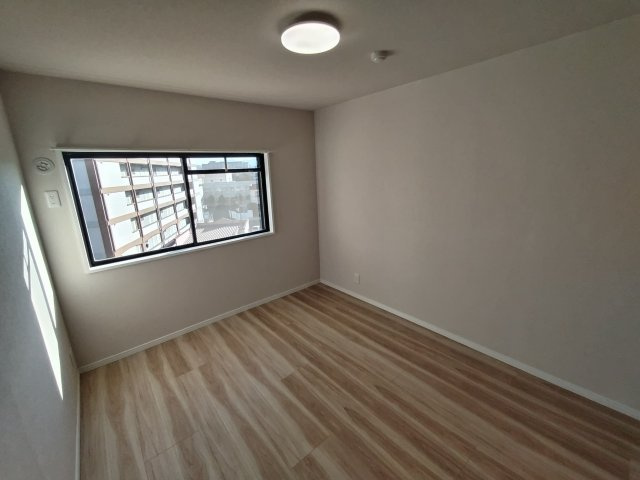 【洋室】アンビエント小倉Ｃ棟 