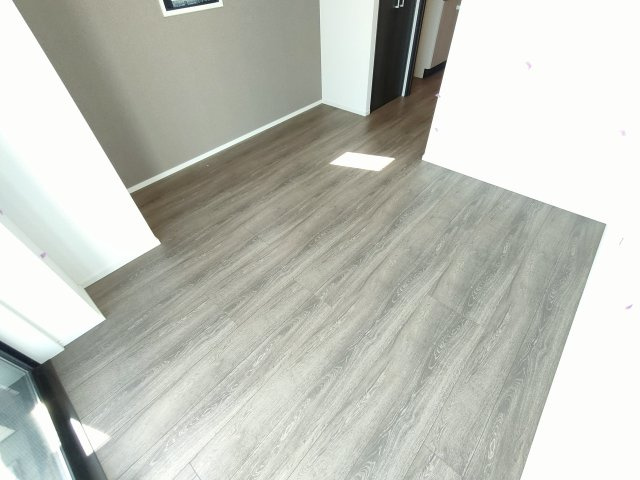 エストゥルース新小岩の内装