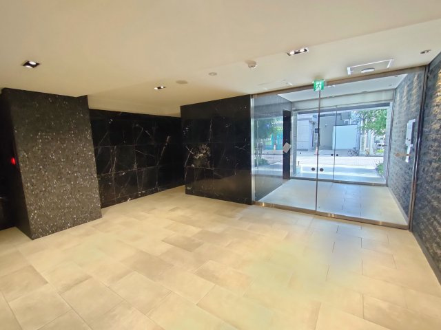 エストゥルース新小岩のロビー