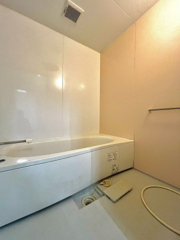 平岡5条4丁目の浴室