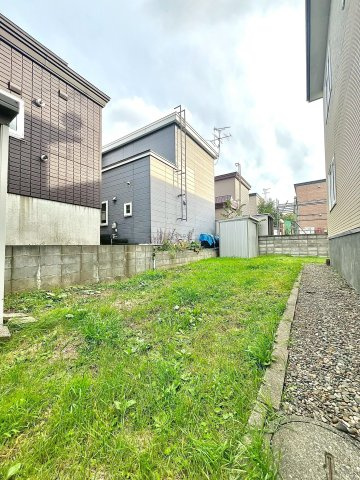 平岡5条4丁目の庭