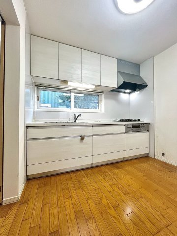 平岡5条4丁目のキッチン|1階キッチン