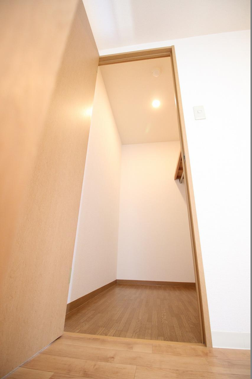 コンフォート西神戸の収納|※お部屋により仕様が異なる場合があります。