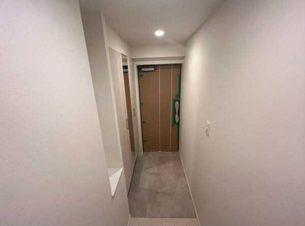 スプランディッドXI(イレブン)の玄関