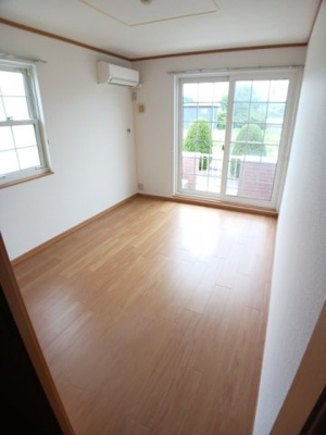 【内装】 | ベル・アルカンシェルＣ | 明るい室内です