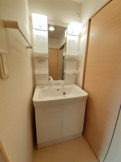 【洗面所】 | オーブ・ソレイユ | コンパクトで使いやすい洗面所