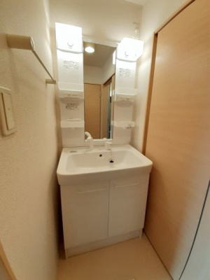 【洗面所】 | オーブ・ソレイユ | コンパクトで使いやすい洗面所