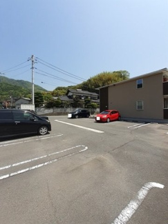 【駐車場】 | オーブ・ソレイユ | 駐車スペースもあります