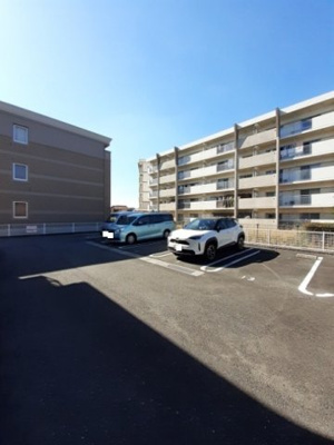 【駐車場】 | アドックヒルズ・モエＢ | カースペースがあります
