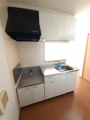 【キッチン】 | アドックヒルズ・モエＢ | きれいなキッチンです