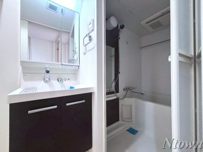 【洗面所】 | エステムプラザ名古屋駅前プライムタワー | ゆったりとスペースのある洗面所