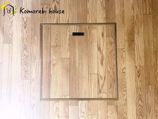 上尾市井戸木４丁目　中古一戸建ての内装|床下収納です