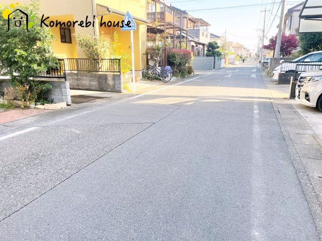 上尾市井戸木４丁目　中古一戸建ての前面道路含む現地写真|前面道路含む現地写真です