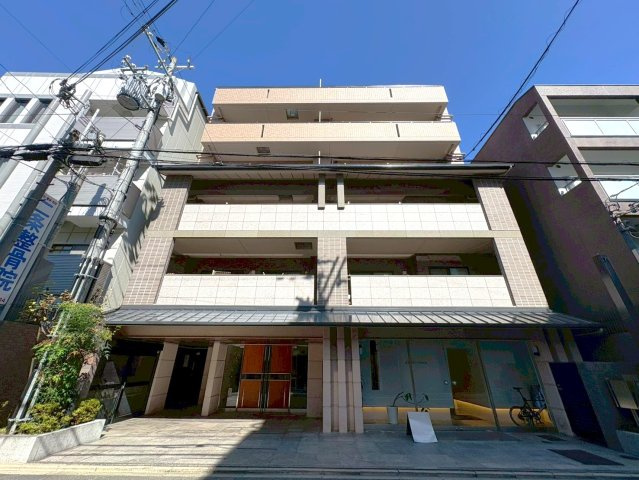 広々テラス付き２ＬＤＫ角住戸◆ペット可能◆生活至便地◆リソシエラグジェ御所南