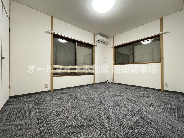 川崎市麻生区多摩美２丁目の一戸建ての寝室