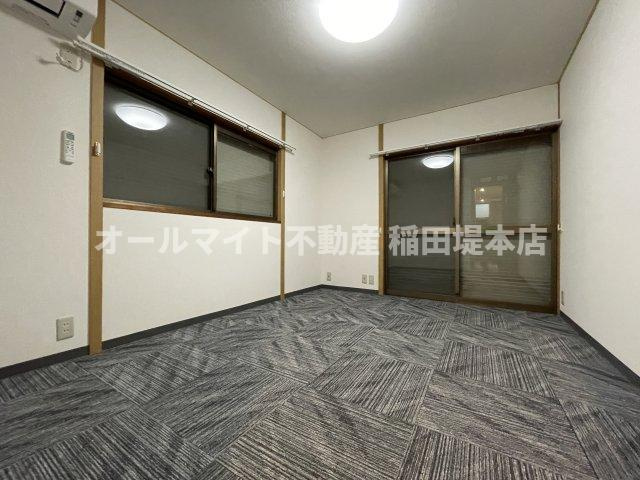 川崎市麻生区多摩美２丁目の一戸建ての洋室