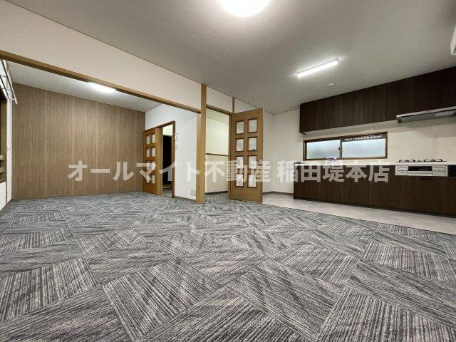 川崎市麻生区多摩美２丁目の一戸建ての居間・リビング